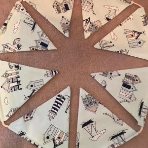 Beach hut 2 bunting