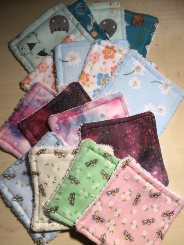 4 pack of Face wipes